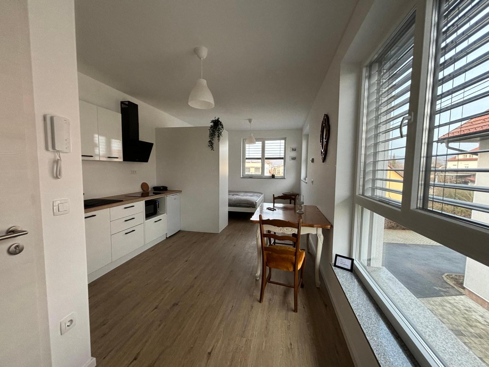 Apartmaji Cepon 卢布尔雅那 外观 照片
